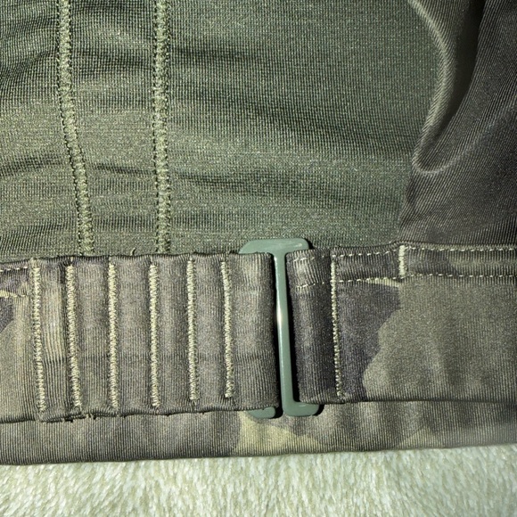 Lululemon Camo Sports Bra - Picture 3 of 4